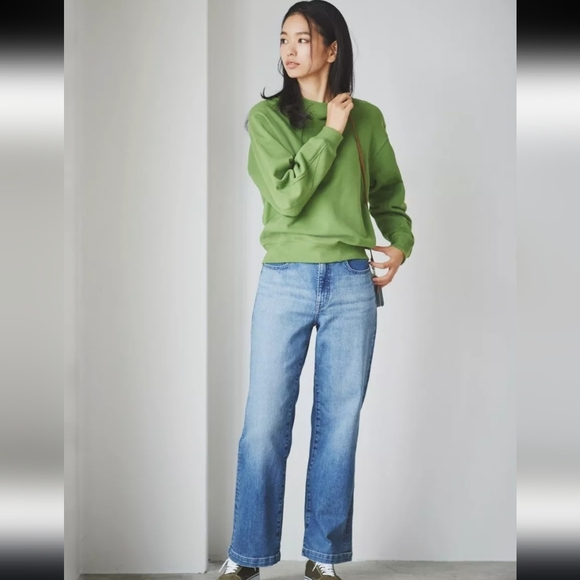 Uniqlo U Long-Sleeve Sweat Pullover - Picture 3 of 7